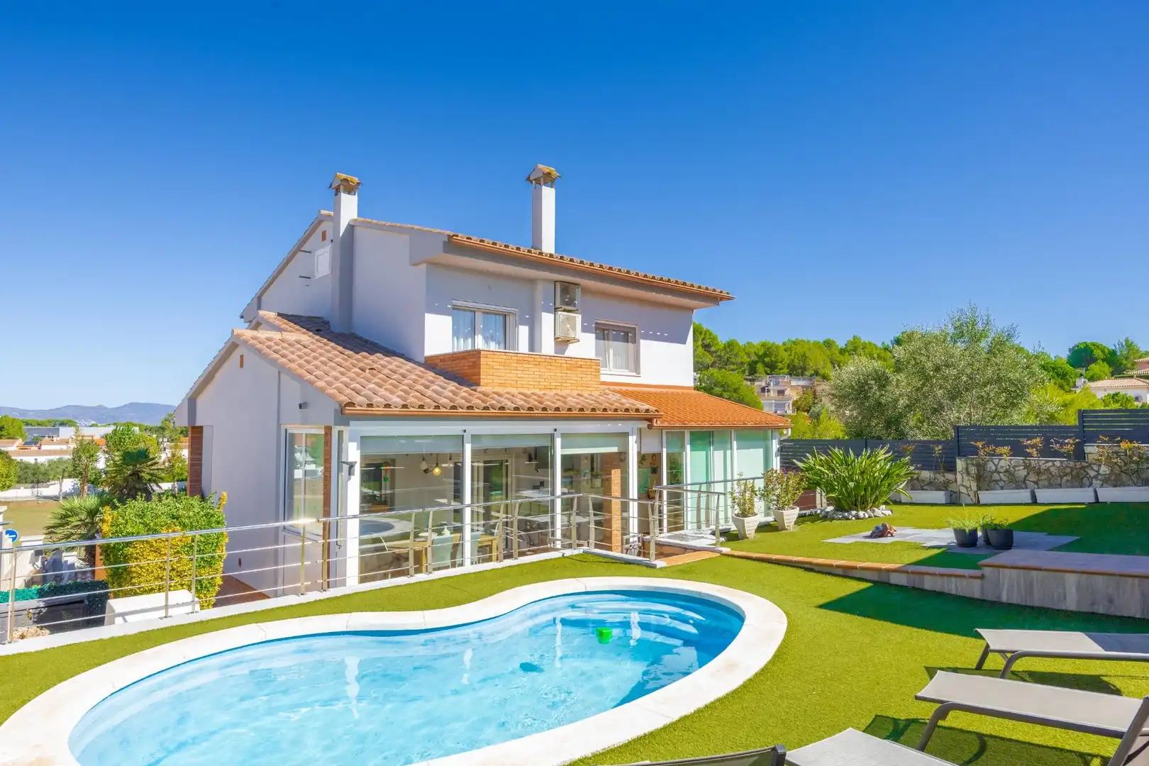 Vista exterior de Casa o chalet en venta en L'Escala con Aire acondicionado, Calefacción y Jardín privado