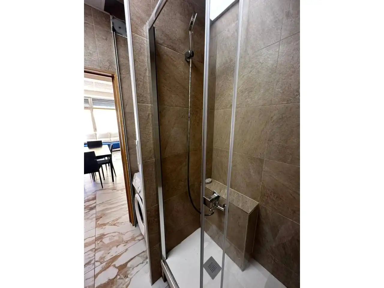 Badezimmer von Büro zum Verkauf in Valencia
