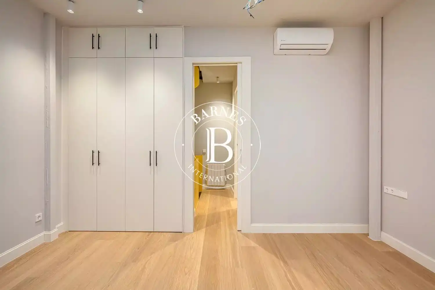 Dúplex en venta en Madrid con Aire acondicionado, Calefacción y Terraza