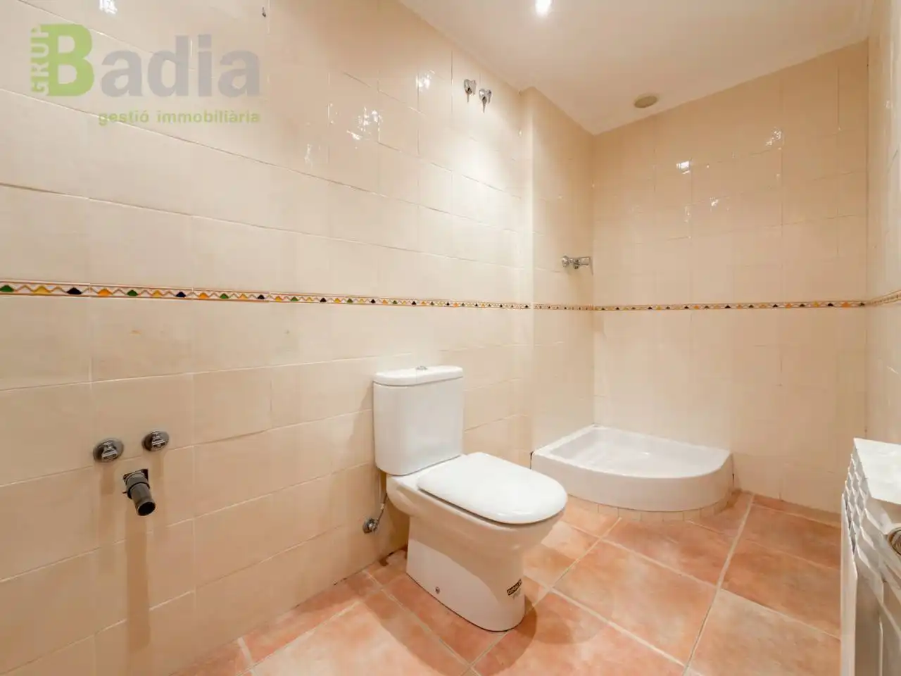 Bathroom of Flat for sale in Alcarràs  with Heating, Terrace and Storage room