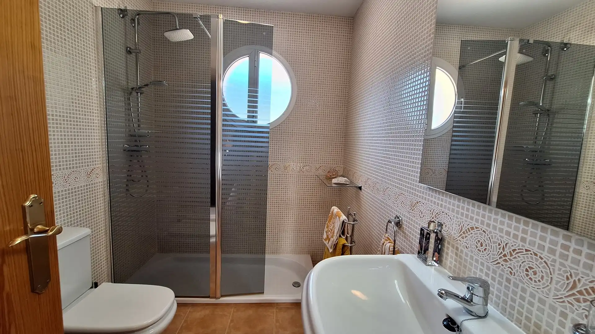Bathroom of Houses for sale in Barx  with Heating, Terrace and Storage room