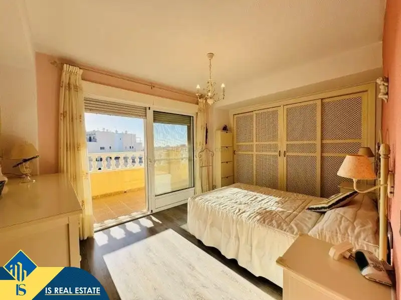 Penthouse with pool for sale in La Mata, imagen 16