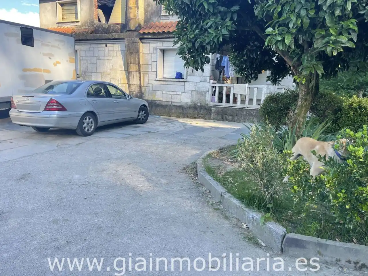 Aparcament de Casa o xalet en venda en Tomiño amb Calefacció i Jardí privat
