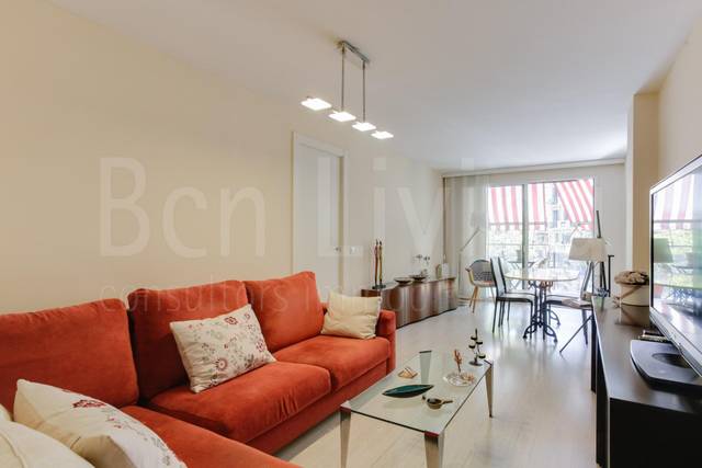 Piso en Venta en Avenida del Paral·lel en El Poble Sec - Parc de Montjuïc