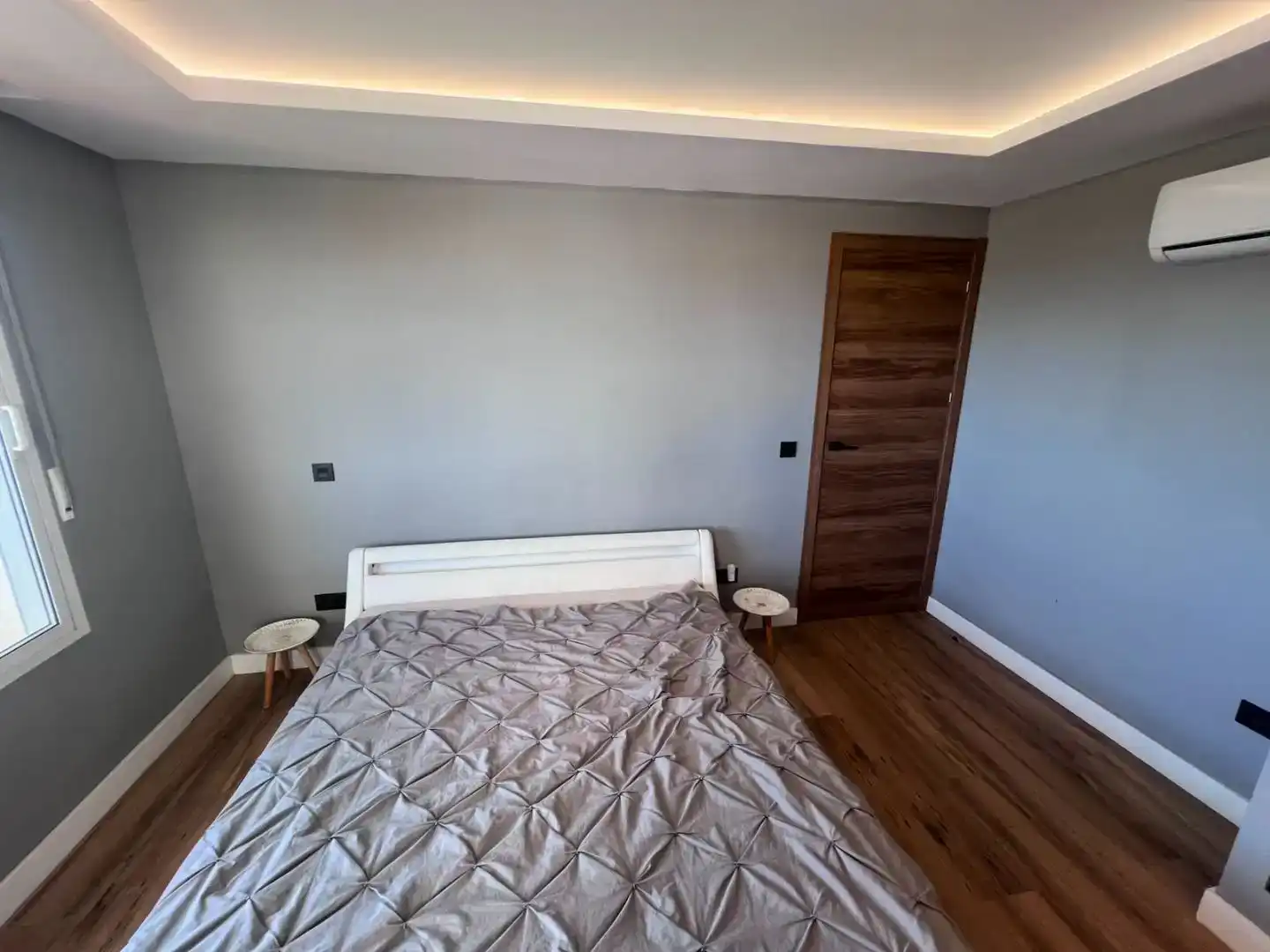 Dormitori de Pis en venda en Estepona amb Aire condicionat, Parquet i Piscina