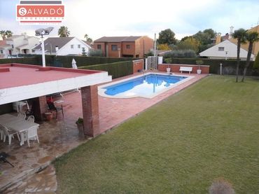 Villa con piscina in vendita a Bonavista