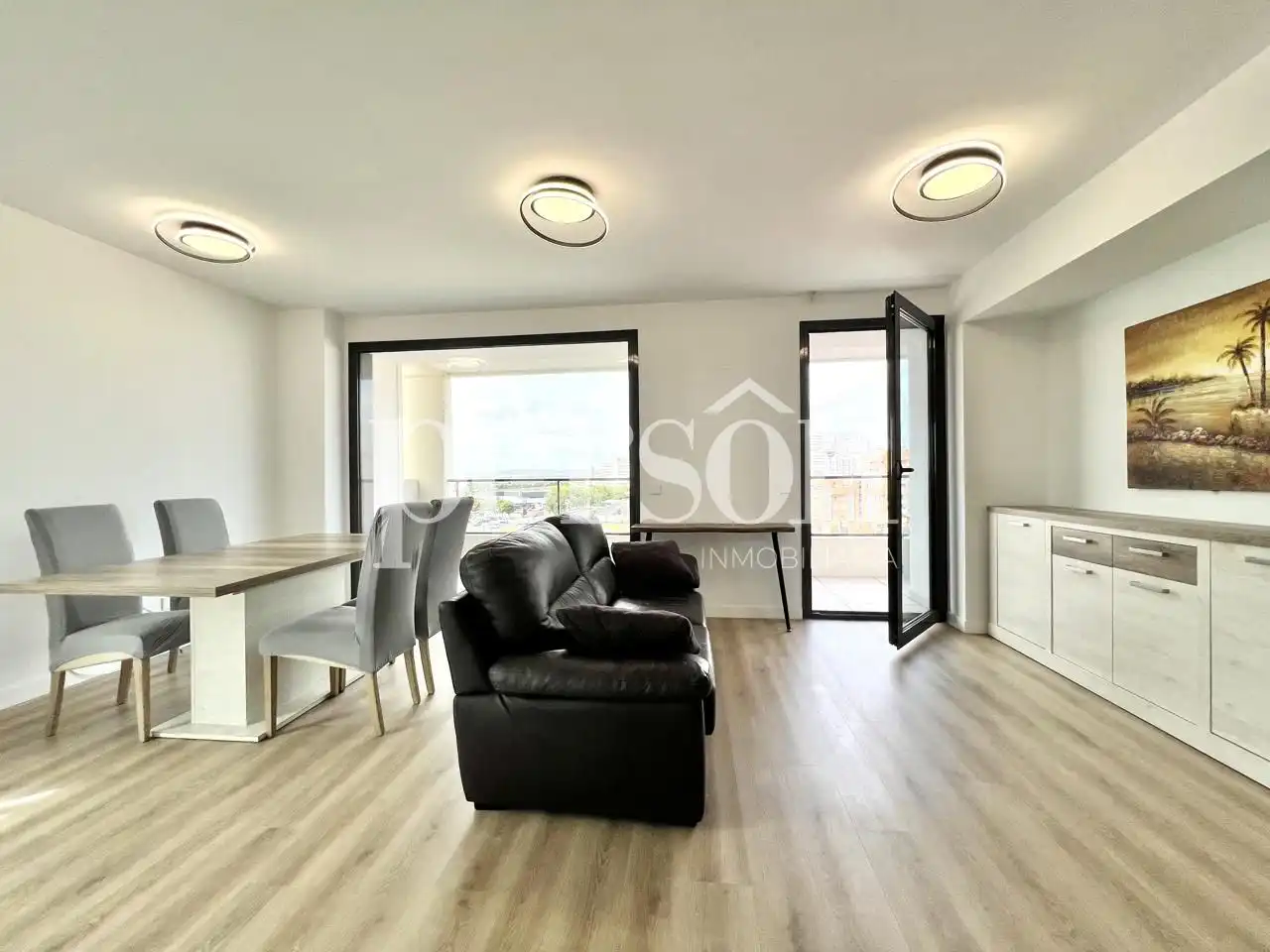 Sala d'estar de Pis de lloguer en Valencia amb Aire condicionat, Terrassa i Traster