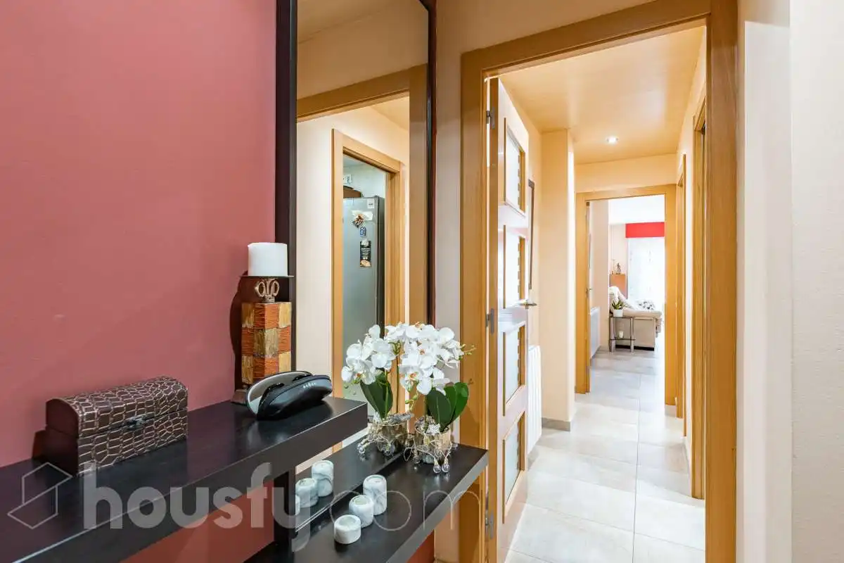 Piso en venta en Sant Boi de Llobregat con Calefacción, Amueblado y Balcón