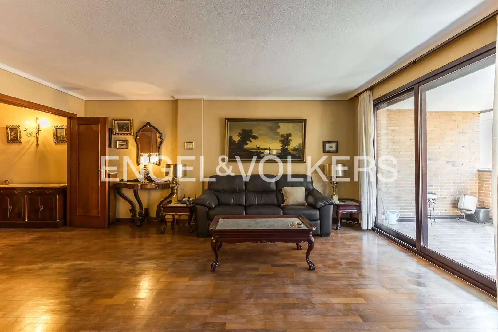 Wohnzimmer von Wohnung zum Verkauf in Madrid mit Heizung, Parkett und Abstellraum