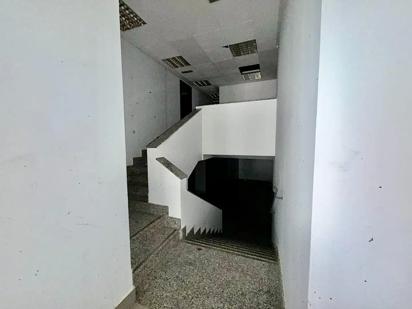 Local comercial en venda a Calle de los Alfares, imagen 4