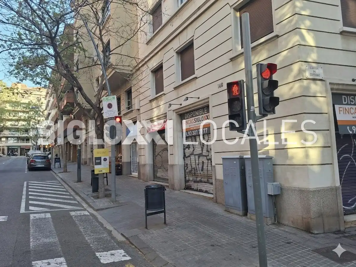 Vista exterior de Local de lloguer en Barcelona