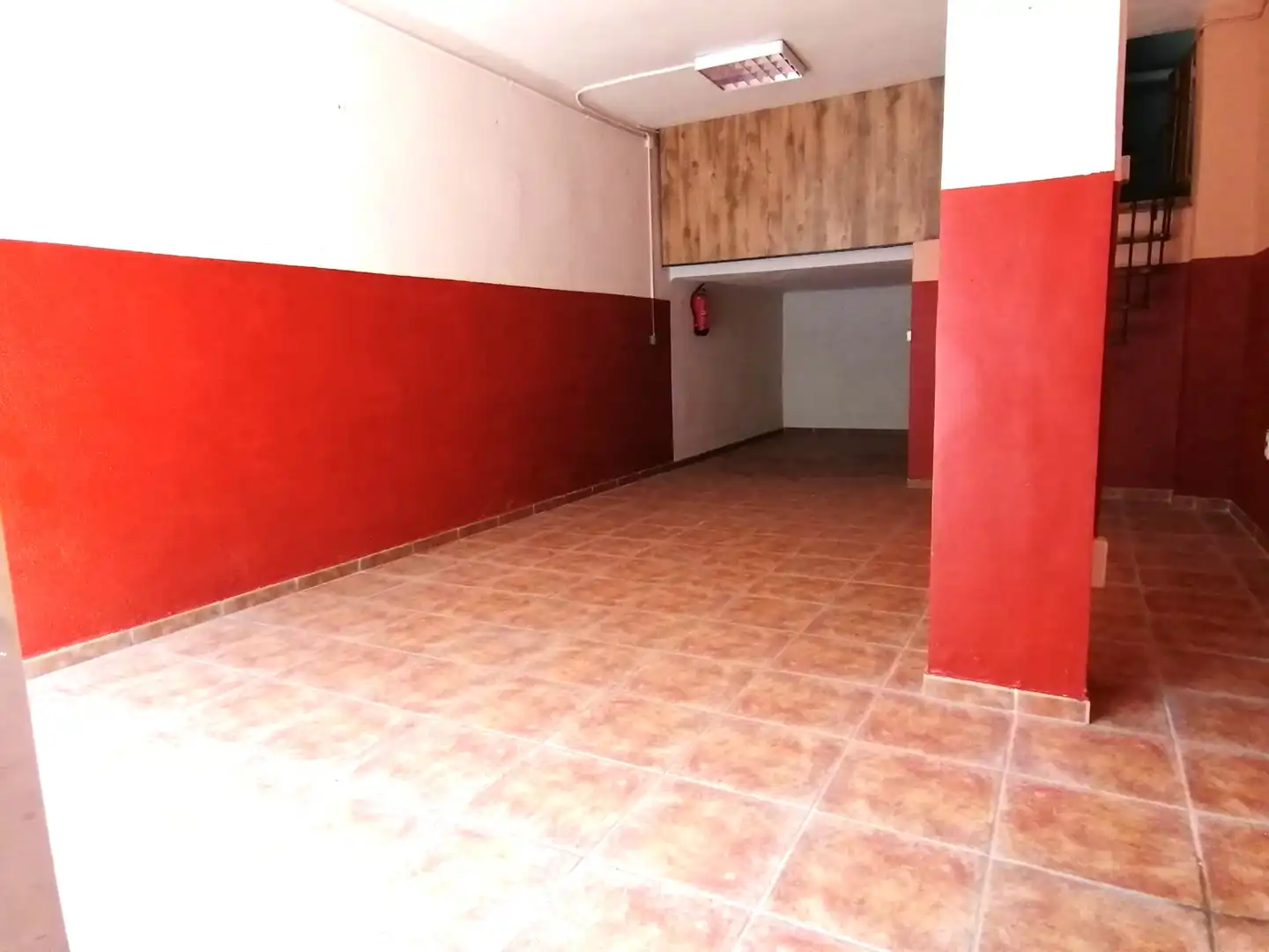 Local comercial en venda a Llevant, imagen 11