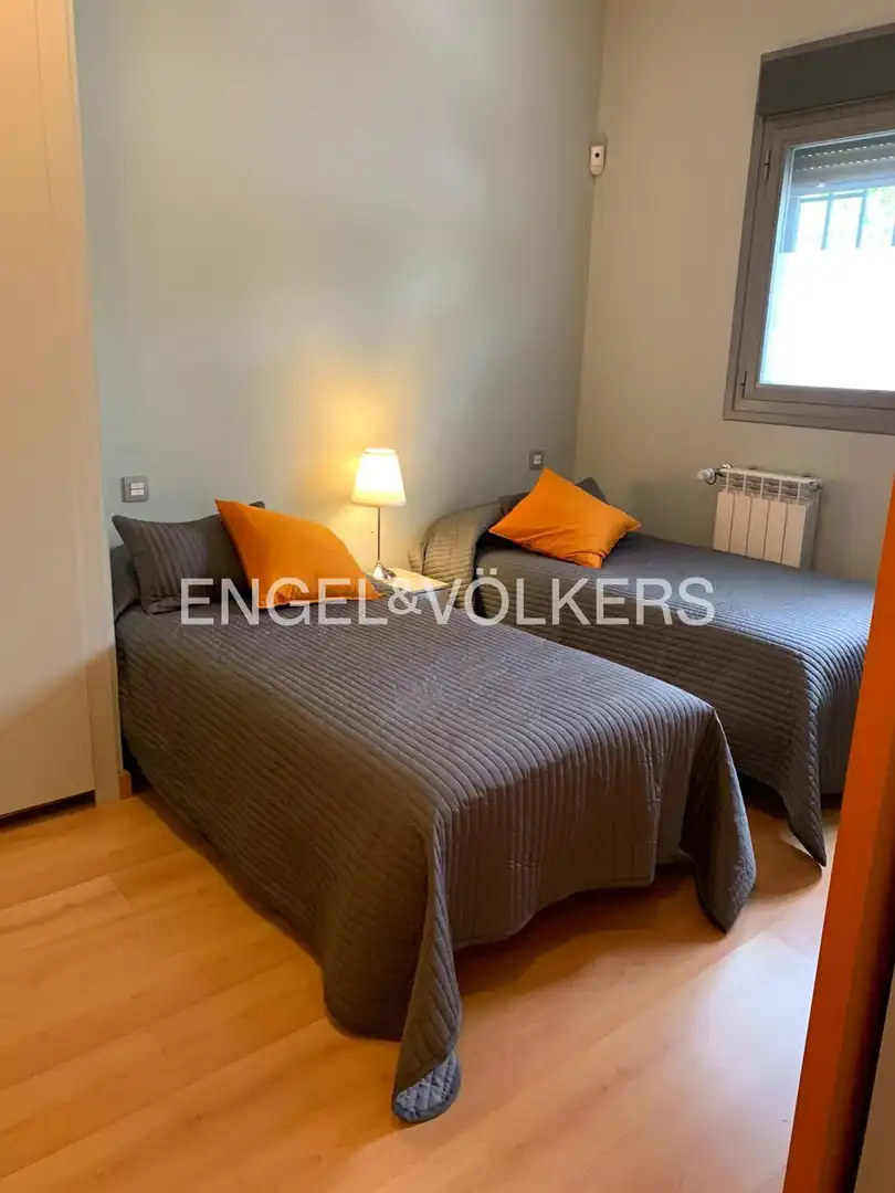 Habitación de Apartamento de alquiler en Madrid con Calefacción y Trastero