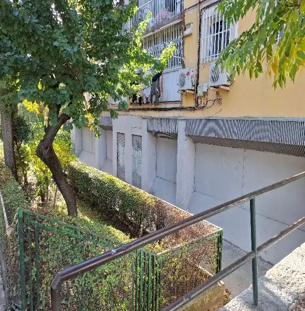 Außenansicht von Geschaftsraum zum Verkauf in Madrid