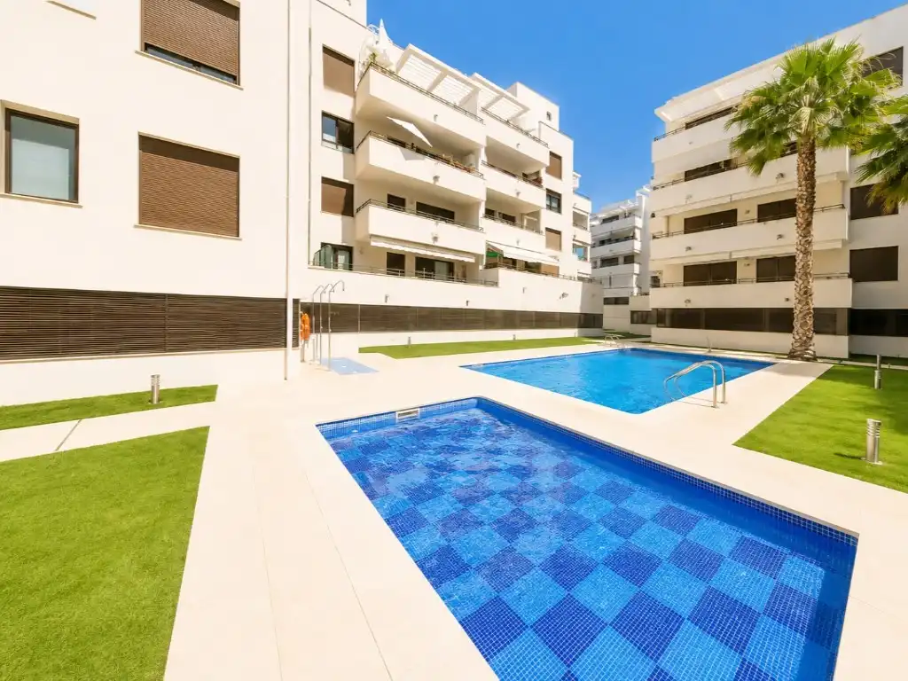 Swimming pool of Flat for sale in El Vendrell  with Heating, Private garden and Oven