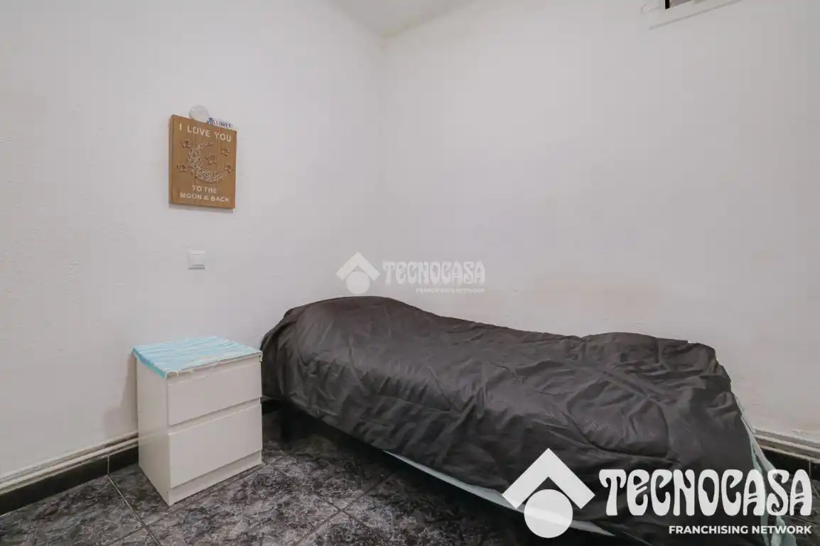 Dormitori de Pis en venda en Badalona amb Calefacció