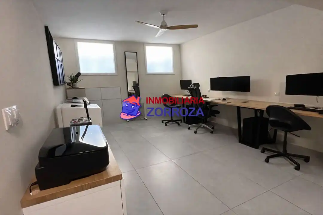 Local comercial en venda a Calle Parroco Vicente Zabala