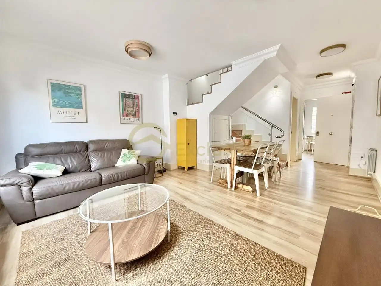 Sala de estar de Casa o chalet en venta en Avilés con Calefacción, Parquet y Trastero
