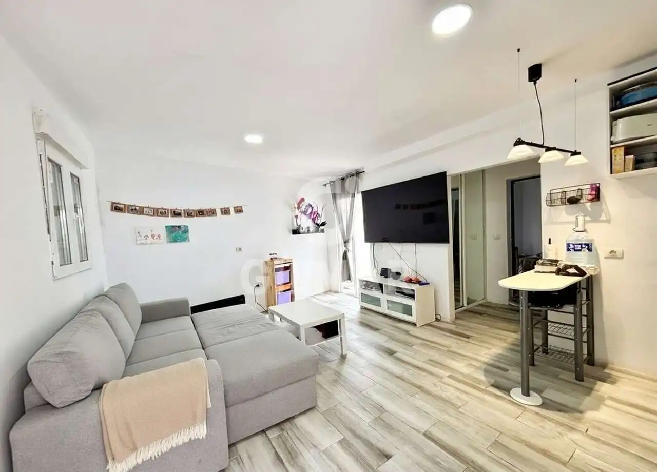 Sala d'estar de Casa o xalet en venda en Arafo amb Moblat