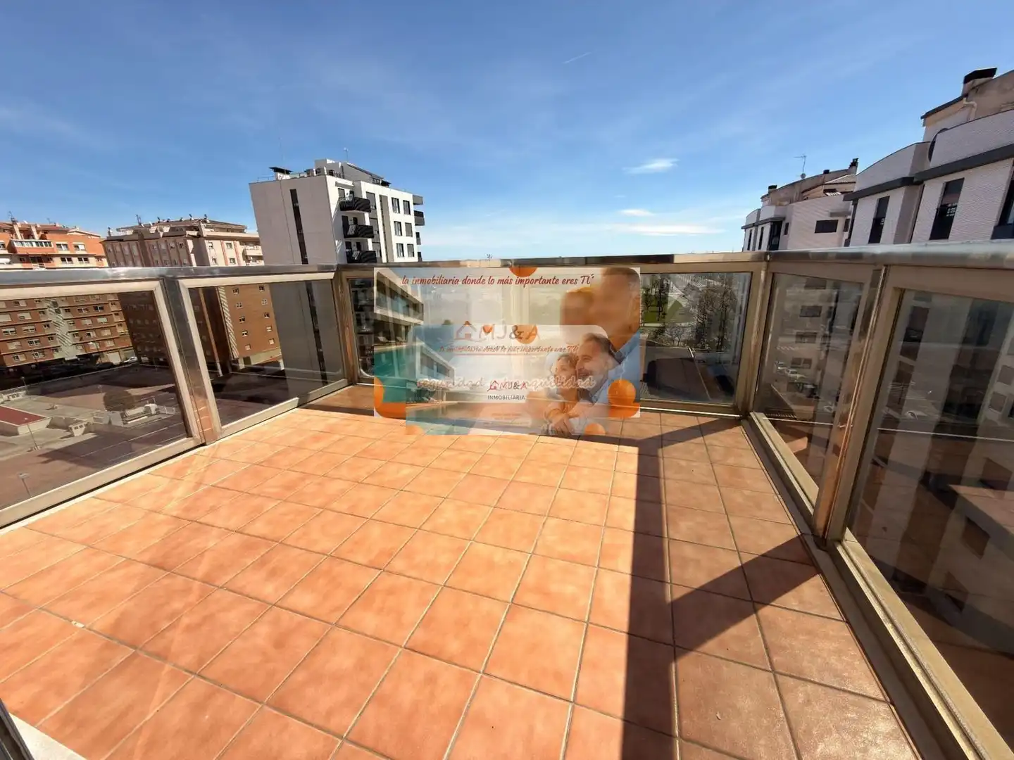 Terraza de Dúplex en venta en Castellón de la Plana / Castelló de la Plana con Calefacción, Parquet y Terraza