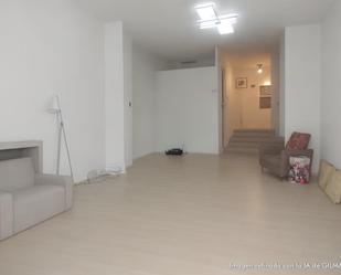 Flat for sale in  Madrid Capital  with Air Conditioner