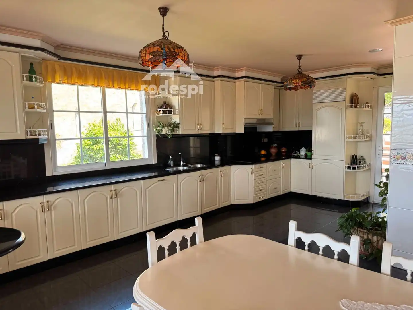Cocina de Casa o chalet en venta en Cortegada con Calefacción, Terraza y Trastero