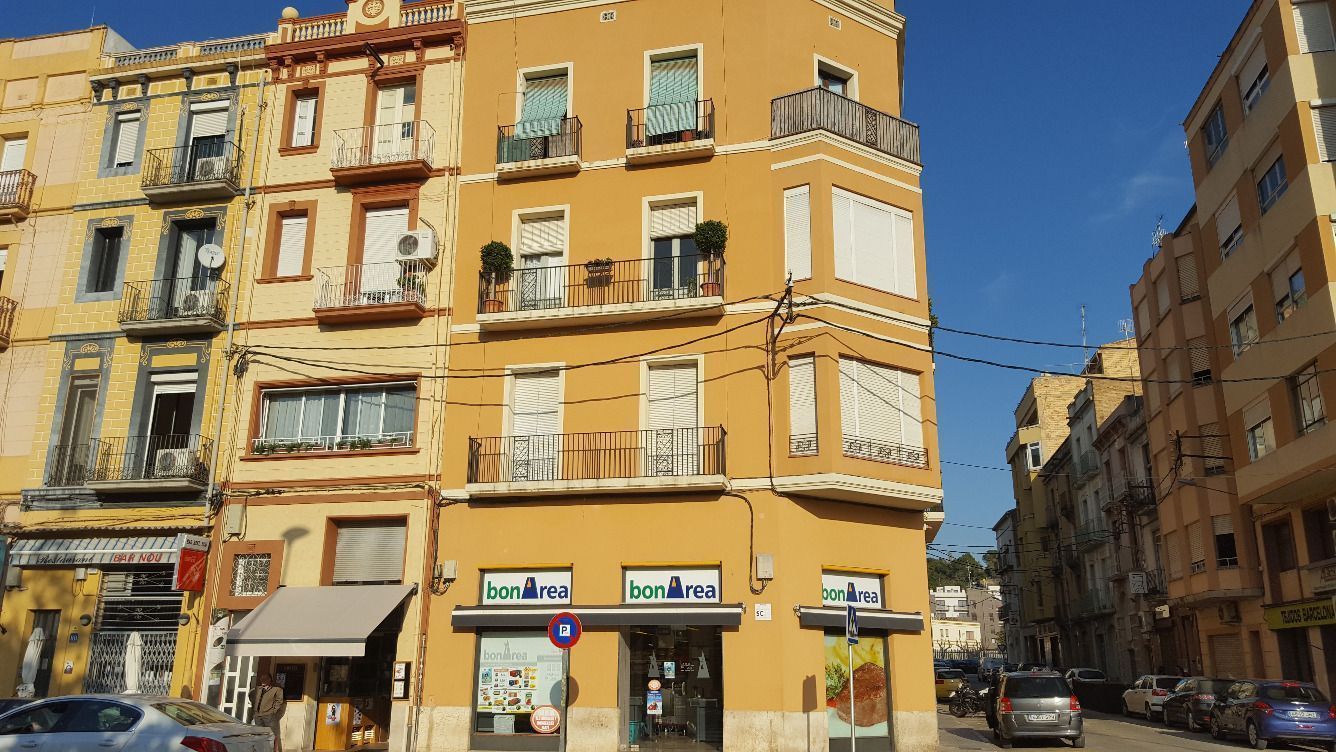 Vista exterior de Pis en venda en Tortosa amb Terrassa
