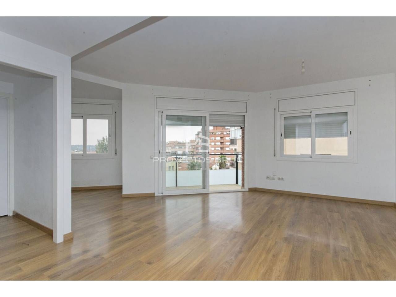 Sala d'estar de Pis en venda en Terrassa amb Aire condicionat, Calefacció i Parquet