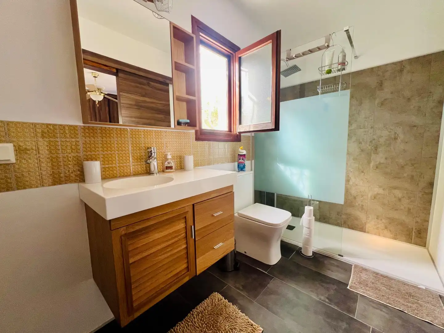 Baño de Casa o chalet en venta en L'Ampolla con Calefacción, Jardín privado y Terraza