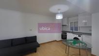 Sala d'estar de Pis en venda en Vigo  amb Moblat