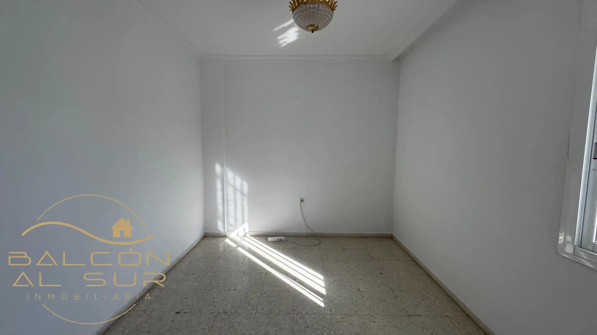 Piso en venta en Rota con Terraza
