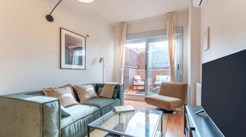 Foto 3 von Erdgeschoss zur Miete in Calle del Pintor Ignacio de Zuloaga, 4, Sanchinarro,  Madrid Capital