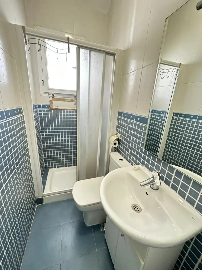 Baño de Piso para compartir en Zaragoza con Amueblado