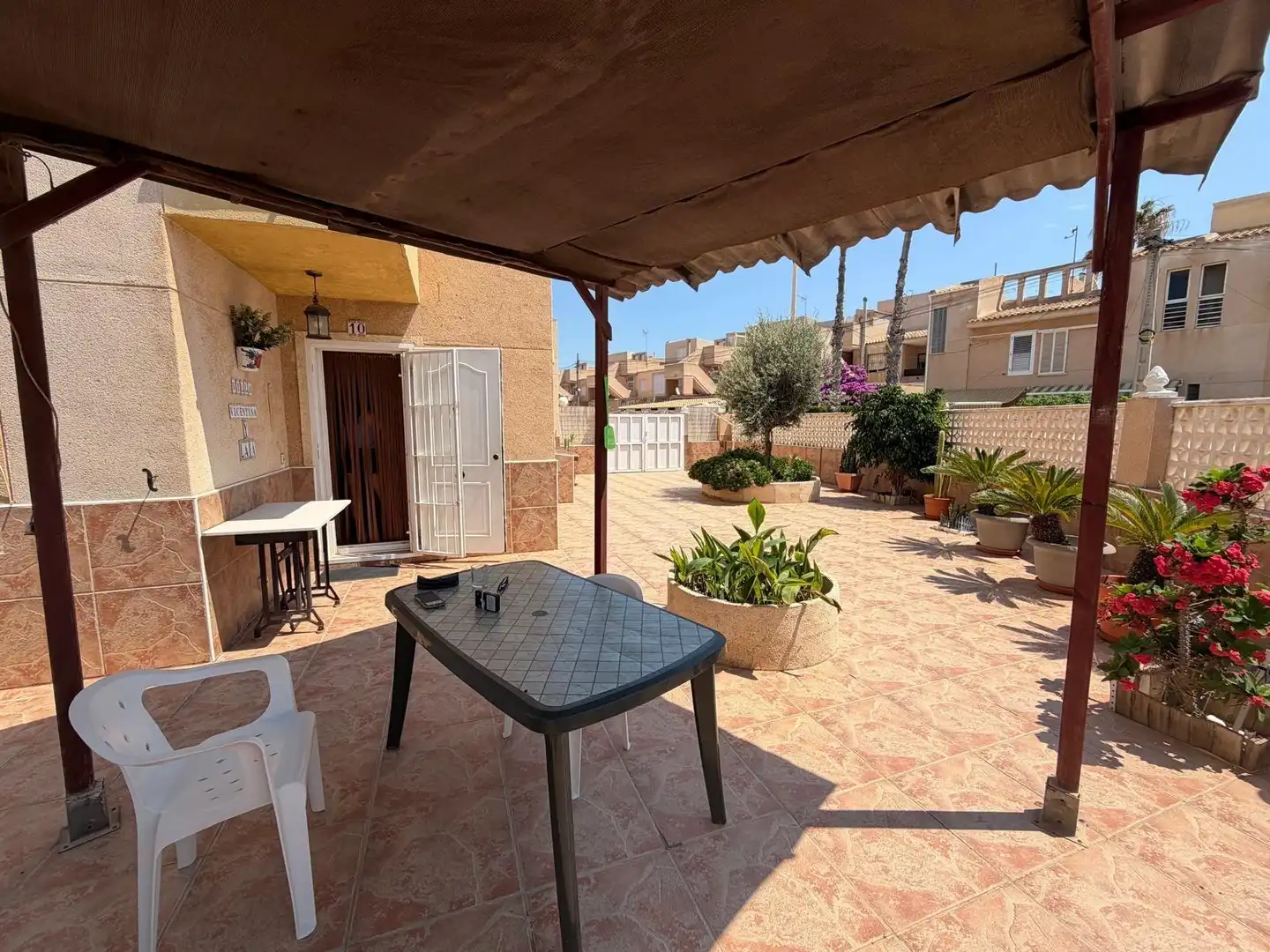 Terraza de Casa adosada en venta en Torrevieja con Jardín privado, Terraza y Trastero