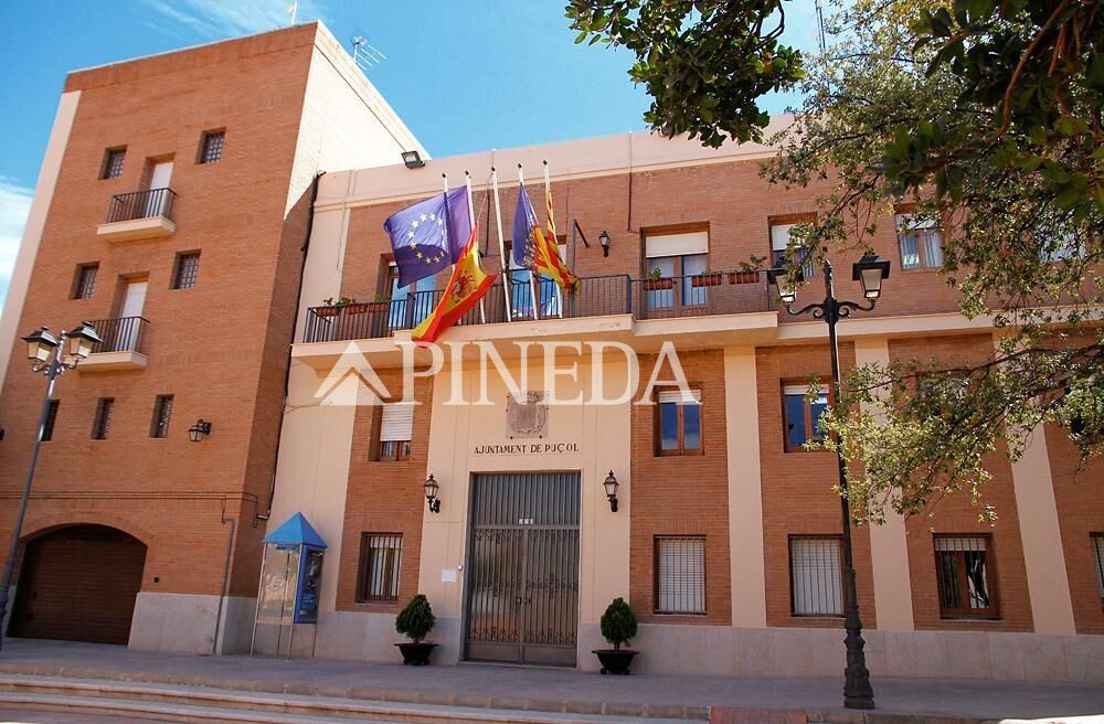 Exterior view of Industrial buildings for sale in Puçol
