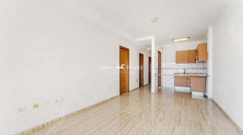 Foto 2 de Ático en venta en Jilguero, Palm - Mar, Arona