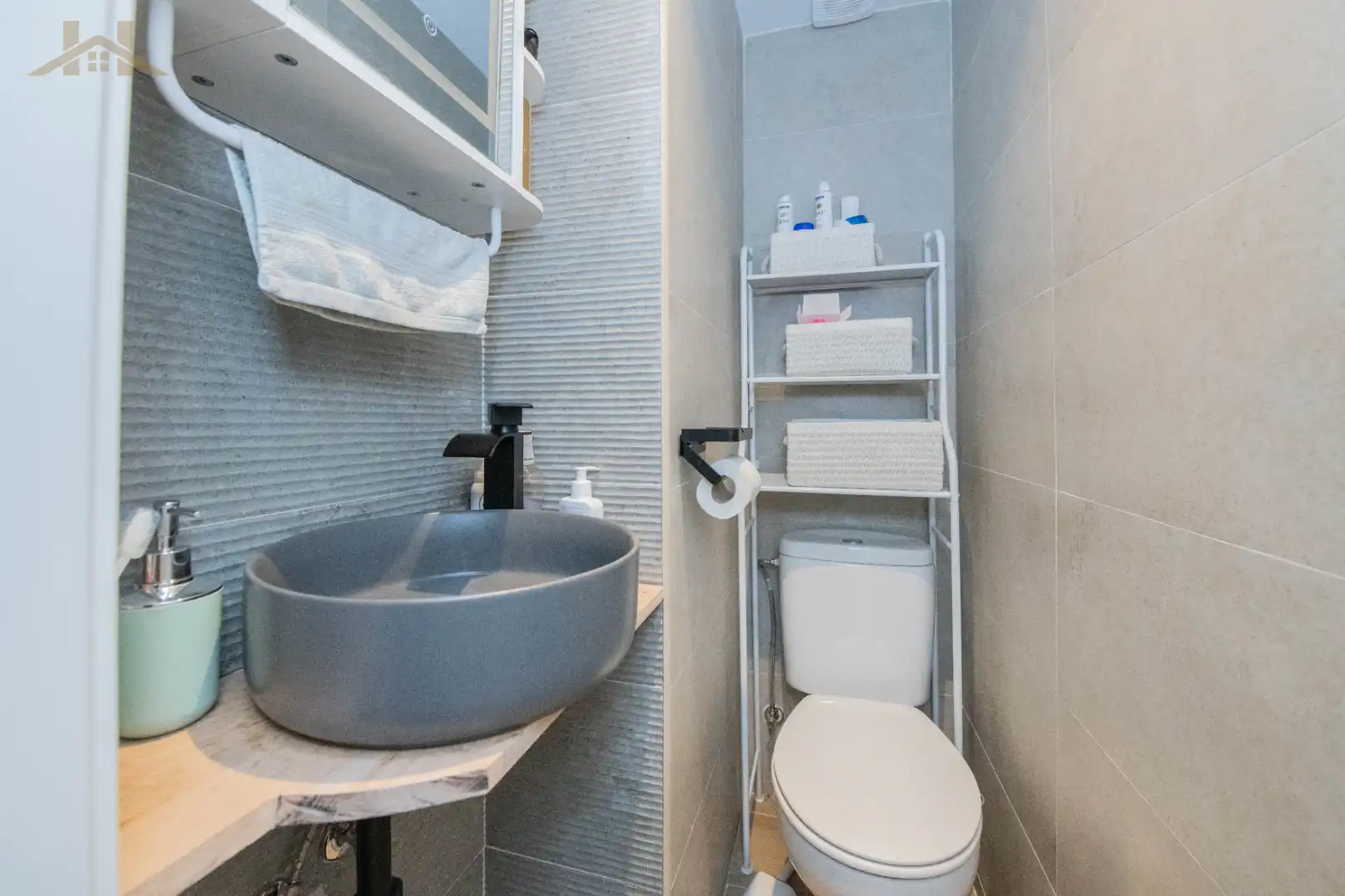 Bathroom of Flat for sale in Fuenlabrada  with Heating and Furnished