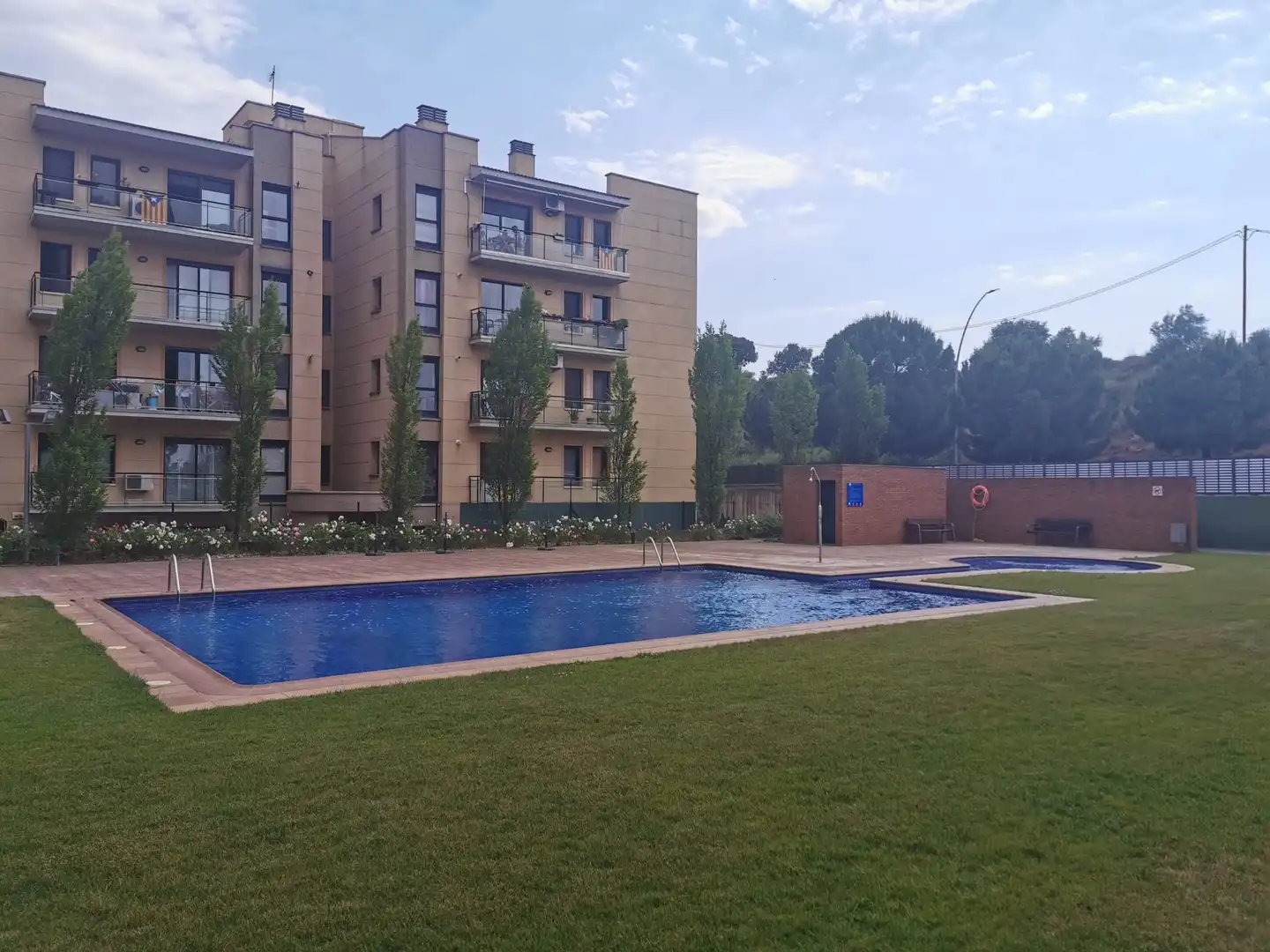 Piscina de Apartamento en venta en Manresa con Aire acondicionado, Calefacción y Jardín privado