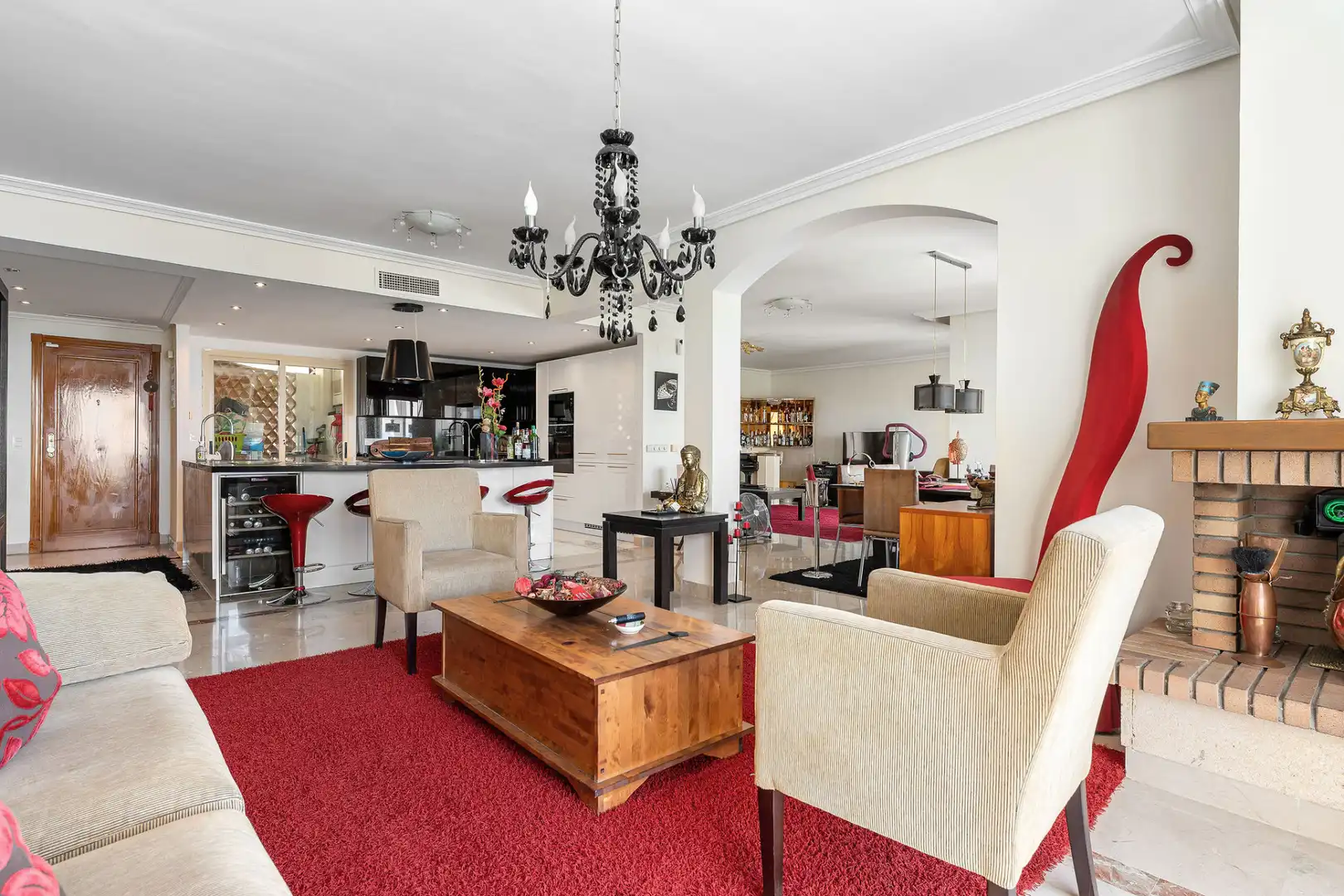 Sala d'estar de Àtic en venda en Marbella amb Aire condicionat, Terrassa i Traster