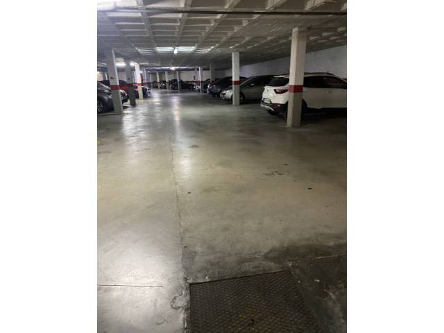 Garaje en Venta en NOTARIO SALVADOR MONTESINOS BONET en Centro