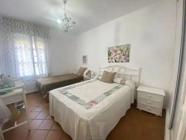 Schlafzimmer von Wohnungen zum Verkauf in Islantilla mit Klimaanlage, Heizung und Terrasse