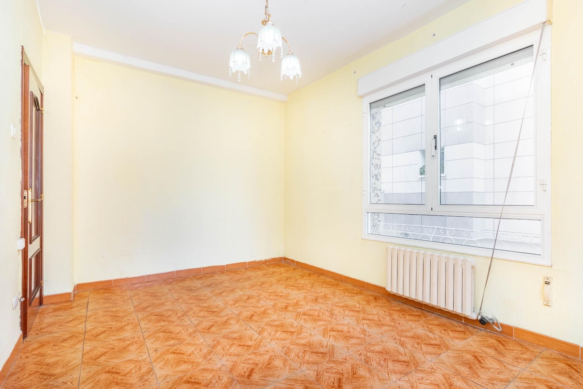 Bedroom of Flat for sale in Gijón   with Heating