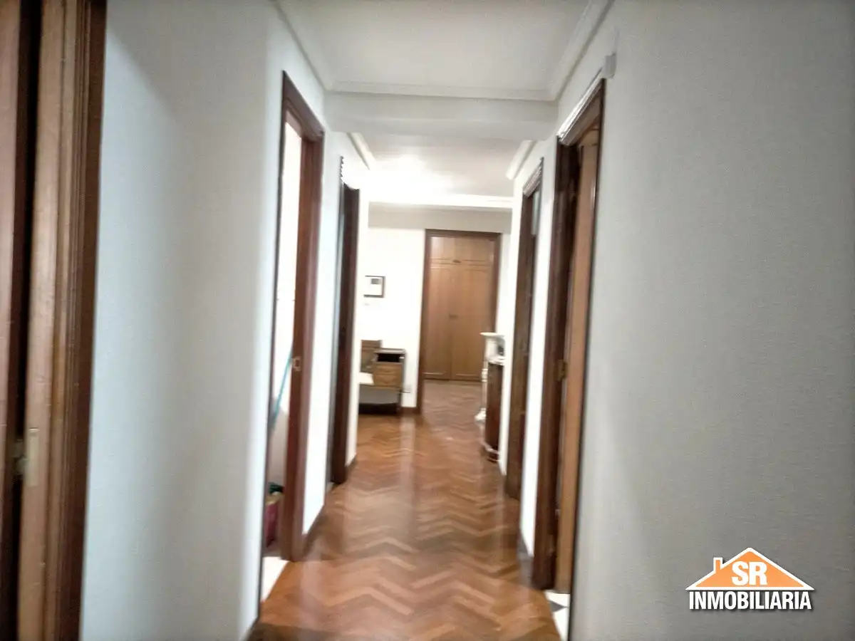 Piso de alquiler en A Coruña Capital  con Calefacción, Amueblado y Horno