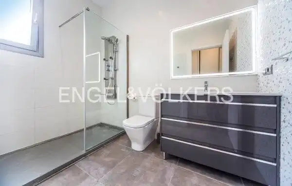 Baño de Casa o chalet de alquiler en Riba-roja de Túria con Aire acondicionado, Calefacción y Jardín privado