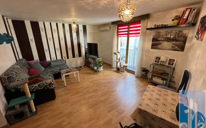 Living room of Flat for sale in  Zaragoza Capital  with Air Conditioner