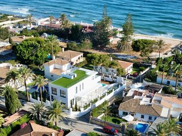 Villa con piscina in vendita a Elviria - Cabopino