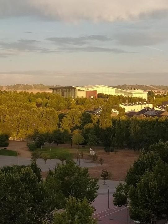 Vista exterior de Àtic de lloguer en Valladolid Capital amb Calefacció i Terrassa