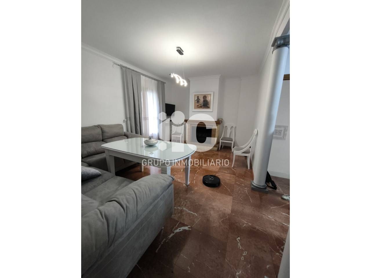 Sala d'estar de Casa o xalet en venda en Baena amb Aire condicionat