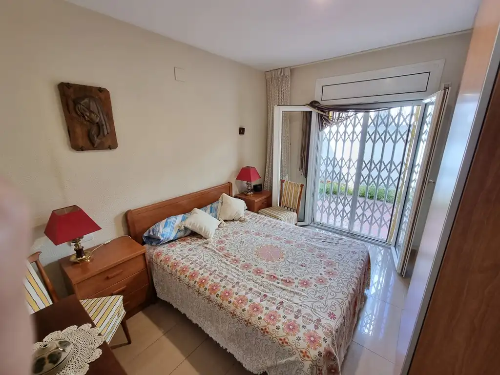 Schlafzimmer von Wohnungen zum Verkauf in Cambrils mit Klimaanlage, Privatgarten und Terrasse