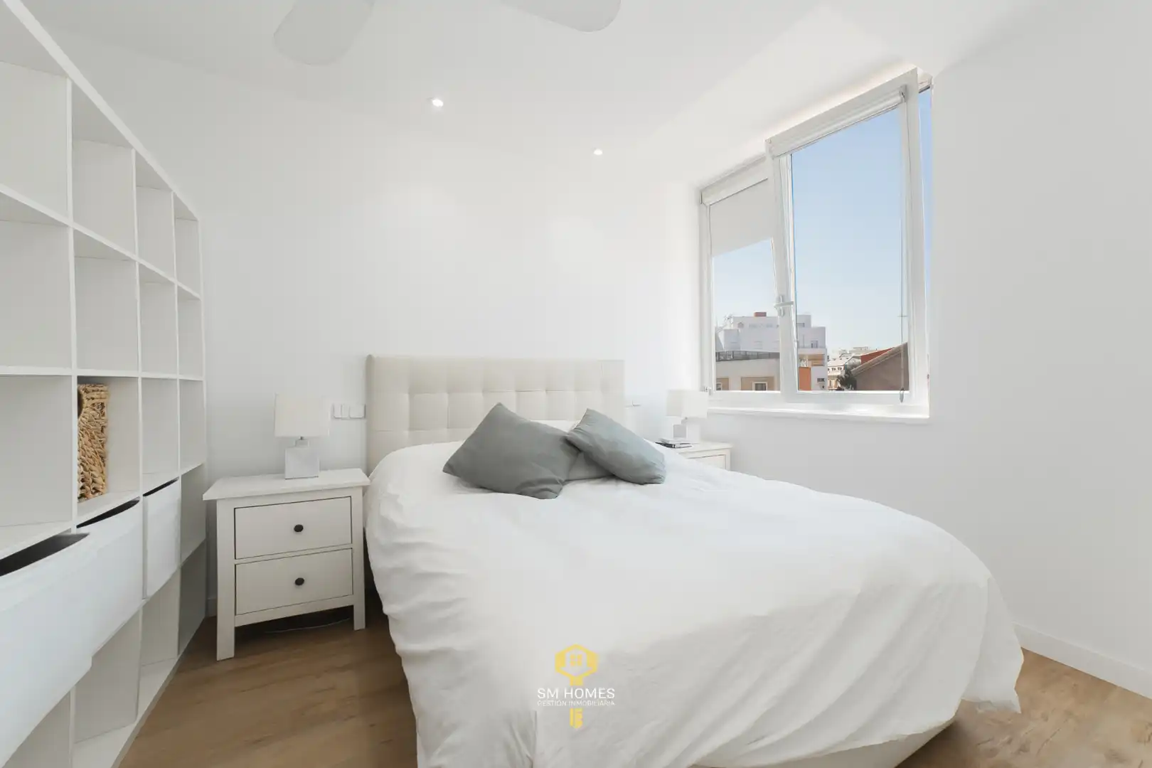 Bedroom of Study for sale in Madrid  with Air Conditioner, Heating and Furnished